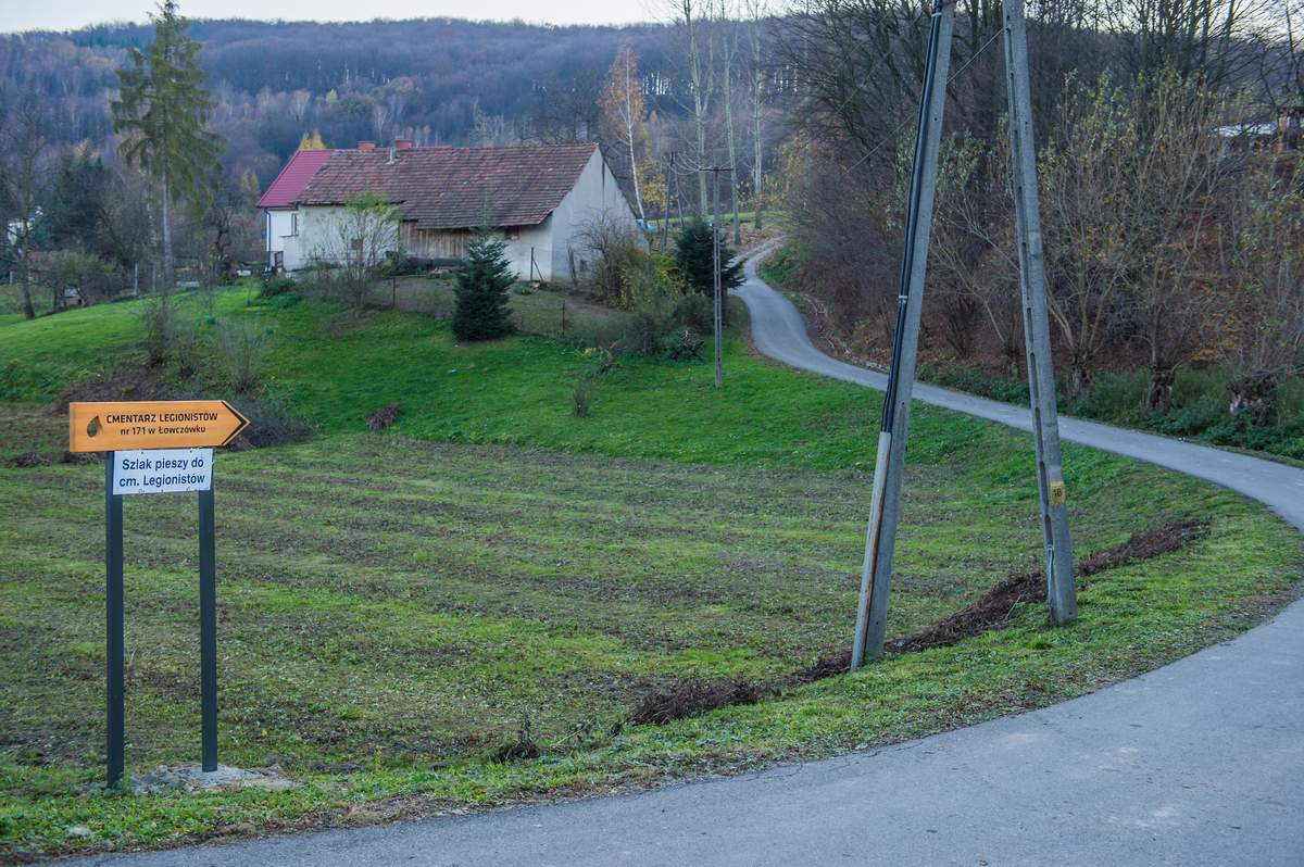 Ścieżka w Łowczówku o walorach przyrodniczych i historycznych