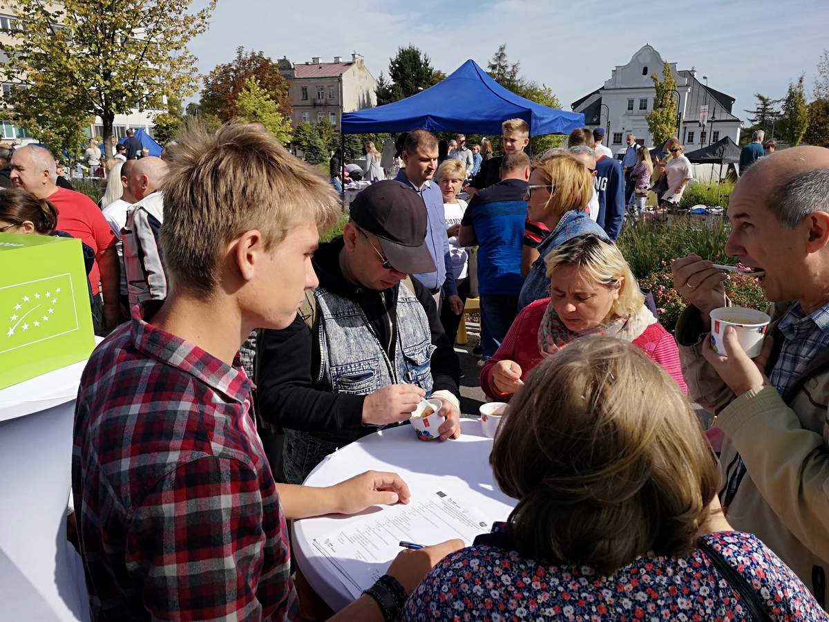 W Piasecznie smakowano żywność ekologiczną